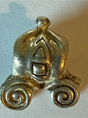 Pandora Cinderella’s Coach Disney Silver Charm